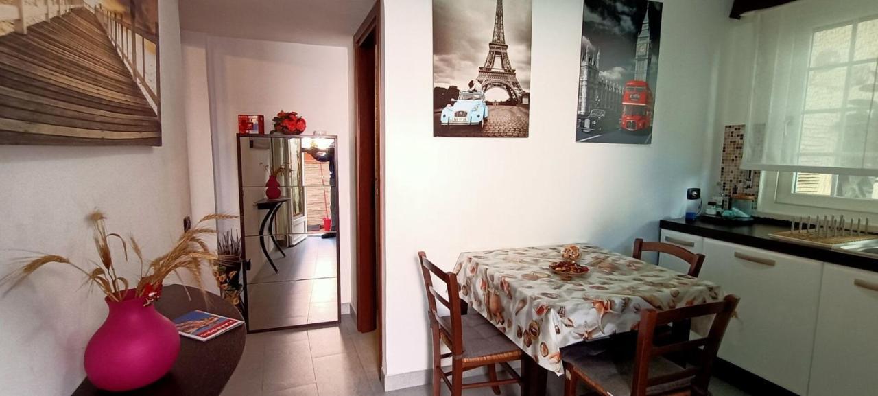 Lovely House Near The Beach Torre del Lago Puccini Exterior photo